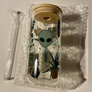 Worlds of JA Lux Inspired Glass Straw And Tumbler New In Box Aliens Esoteric